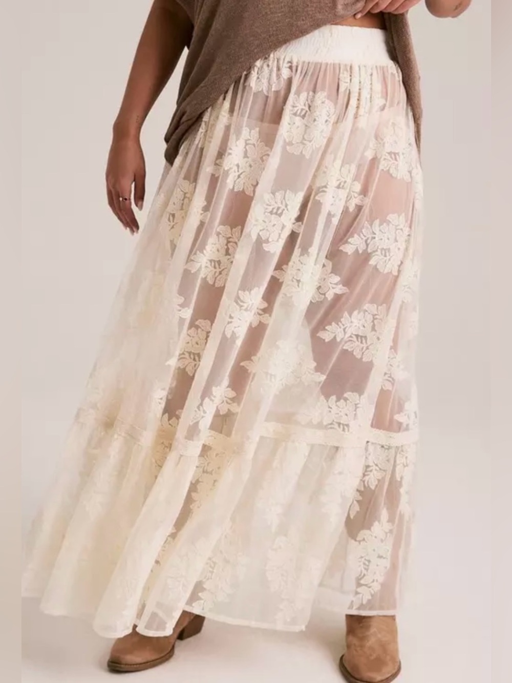 NWT TORRID Festi Embroidered Lace Maxi Skirt Size 0